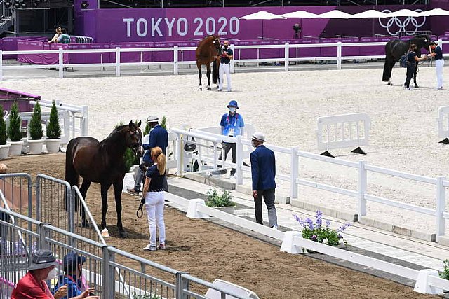 OLY-2020-DRESSAGE-JOG-7-24-21-1474-173-SABINE SCHUT-KERY-SANCEO-USA-DDEROSAPHOTO