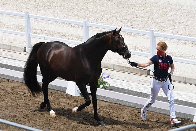 OLY-2020-DRESSAGE-JOG-7-24-21-1484-173-SABINE SCHUT-KERY-SANCEO-USA-DDEROSAPHOTO