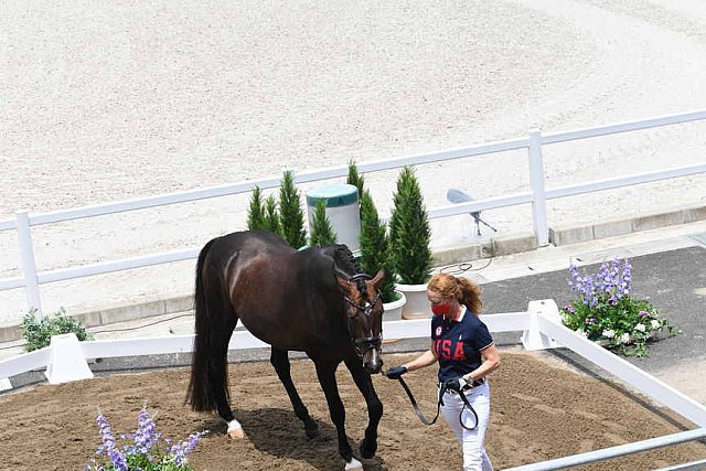 OLY-2020-DRESSAGE-JOG-7-24-21-1490-173-SABINE SCHUT-KERY-SANCEO-USA-DDEROSAPHOTO