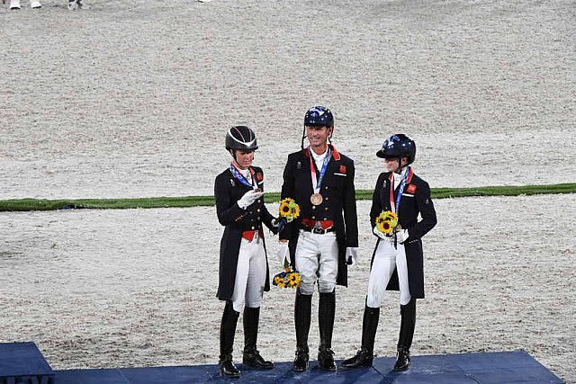OLY-2020-DRESSAGE-GP SPECIAL AWARDS-7-27-21-7027-DDEROSAPHOTO