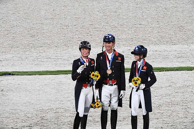 OLY-2020-DRESSAGE-GP SPECIAL AWARDS-7-27-21-7030-DDEROSAPHOTO