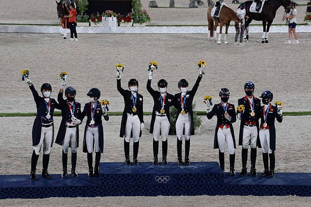 OLY-2020-DRESSAGE-GP SPECIAL AWARDS-7-27-21-4978-DDEROSAPHOTO