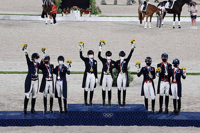 OLY-2020-DRESSAGE-GP SPECIAL AWARDS-7-27-21-4982-DDEROSAPHOTO