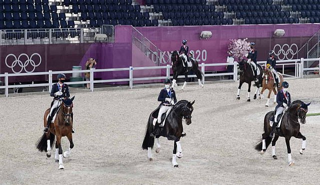 OLY-2020-DRESSAGE-GP SPECIAL AWARDS-7-27-21-5015-DDEROSAPHOTO