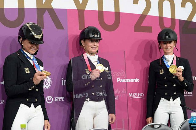 OLY-2020-DRESSAGE-GP SPECIAL AWARDS-7-27-21-5025-DDEROSAPHOTO