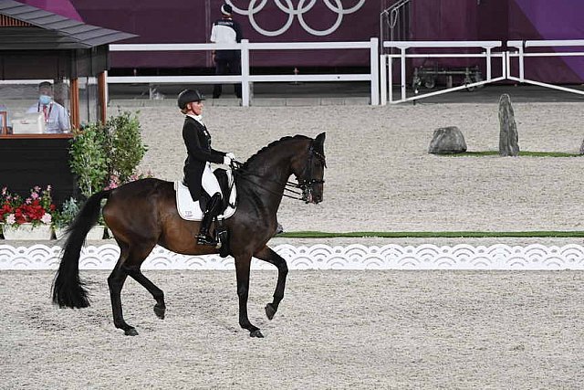 OLY-2020-DRESSAGE-GP FREESTYLE-7-28-21-9008-139-JESSICA VON BREDOW-WERNDL-TSF DALERA-GER-DDEROSAPHOTO