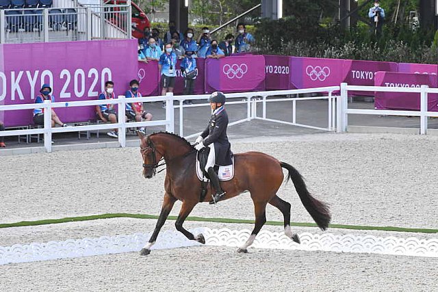 OLY-2020-DRESSAGE-GP FREESTYLE-7-28-21-7656-172-STEFFEN PETERS-SUPPENKASPER-USA-DDEROSAPHOTO
