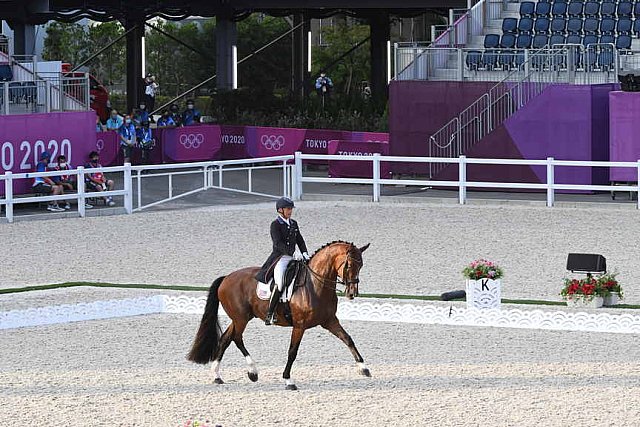 OLY-2020-DRESSAGE-GP FREESTYLE-7-28-21-7568-172-STEPHEN PETERS-SUPPENKASPER-USA-DDEROSAPHOTO