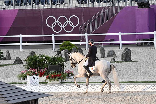 OLY-2020-DRESSAGE-GP FREESTYLE-7-28-21-7717-158-RODRIGO TORRES-FOGOSO-POR-DDEROSAPHOTO