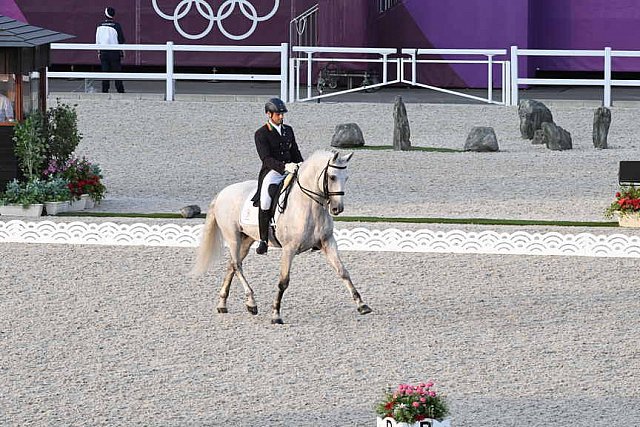 OLY-2020-DRESSAGE-GP FREESTYLE-7-28-21-7736-158-RODRIGO TORRES-FOGOSO-POR-DDEROSAPHOTO