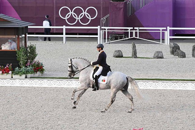 OLY-2020-DRESSAGE-GP FREESTYLE-7-28-21-7759-158-RODRIGO TORRES-FOGOSO-POR-DDEROSAPHOTO