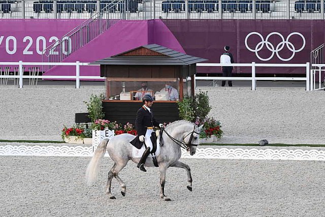 OLY-2020-DRESSAGE-GP FREESTYLE-7-28-21-7790-158-RODRIGO TORRES-FOGOSO-POR-DDEROSAPHOTO