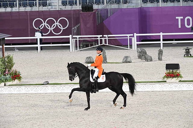 OLY-2020-DRESSAGE-GP FREESTYLE-7-28-21-8103-152-HANS PETER MINDERHOUD-DREAM BOY-NED-DDEROSAPHOTO