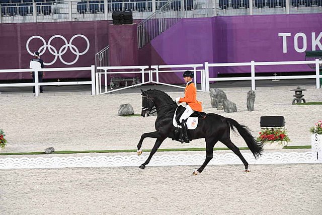 OLY-2020-DRESSAGE-GP FREESTYLE-7-28-21-8137-152-HANS PETER MINDERHOUD-DREAM BOY-NED-DDEROSAPHOTO