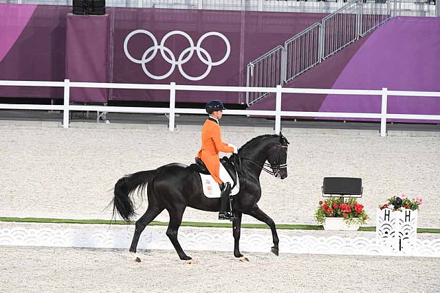 OLY-2020-DRESSAGE-GP FREESTYLE-7-28-21-8153-152-HANS PETER MINDERHOUD-DREAM BOY-NED-DDEROSAPHOTO