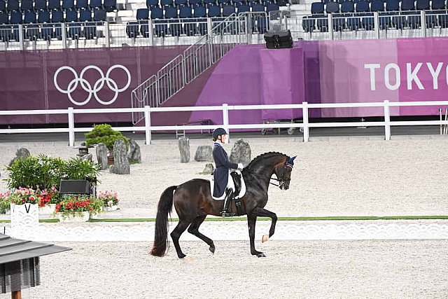 OLY-2020-DRESSAGE-GP FREESTYLE-7-28-21-8221-173-SABINE SCHUT-KERY-SANCEO-USA-DDEROSAPHOTO