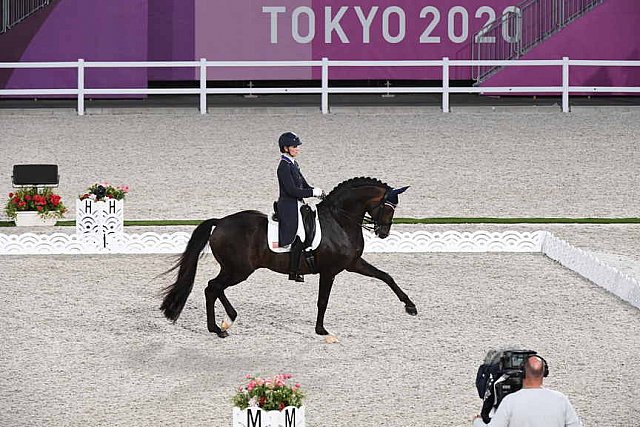 OLY-2020-DRESSAGE-GP FREESTYLE-7-28-21-8252-173-SABINE SCHUT-KERY-SANCEO-USA-DDEROSAPHOTO