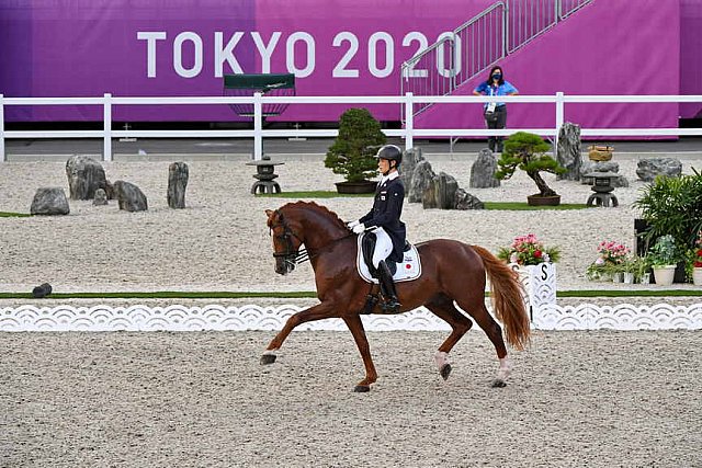 OLY-2020-DRESSAGE-GP DAY1-7-24-21-2301-145-KASUKI SADO-LUDWIG DER SONNENKOENIG 2-JPN -DDEROSAPHOTO