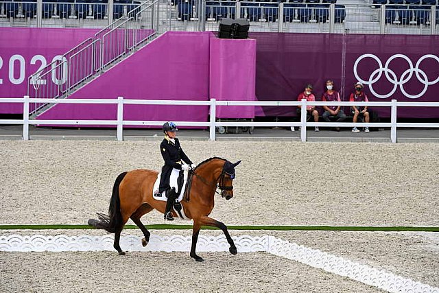 OLY-2020-DRESSAGE-GP DAY1-7-24-21-2589-101-MARY HANNA-CALANTA-AUS-DDEROSAPHOTO