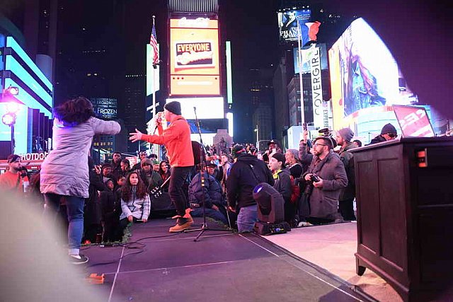 OneLove-TimesSquare-11-17-18-9213-DDeRosaVideo