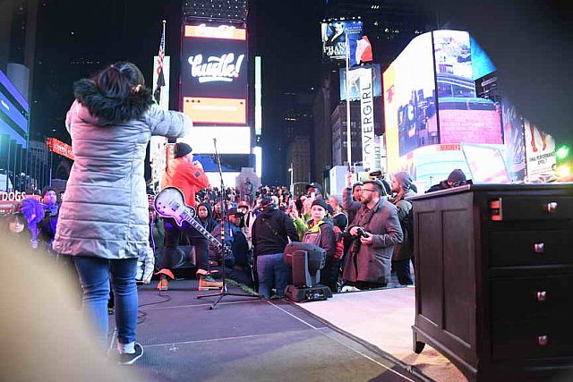 OneLove-TimesSquare-11-17-18-9214-DDeRosaVideo