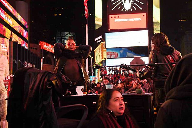 OneLove-TimesSquare-11-17-18-9245-DDeRosaVideo