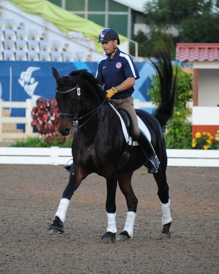 PanAmGames-MX-10-15-11-5225-SteffenPeters-WeltonsMagic-DDeRosaPhoto.JPG