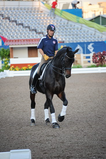 PanAmGames-MX-10-15-11-5230-SteffenPeters-WeltonsMagic-DDeRosaPhoto.JPG