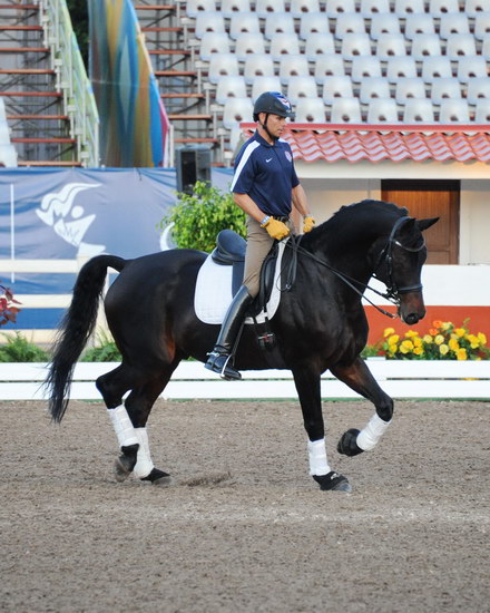 PanAmGames-MX-10-15-11-5236-SteffenPeters-WeltonsMagic-DDeRosaPhoto.JPG