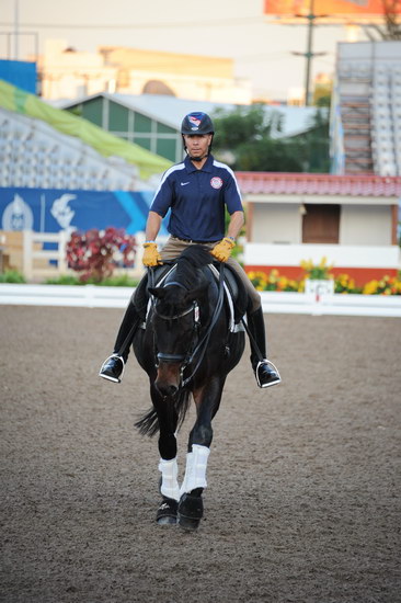 PanAmGames-MX-10-15-11-5242-SteffenPeters-WeltonsMagic-DDeRosaPhoto.JPG