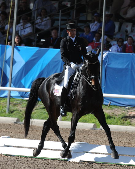 PanAmGames-MX-10-16-11-5913-SteffenPeters-WeltonsMagic-DDeRosaPhoto.JPG