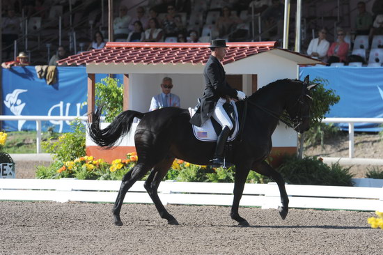 PanAmGames-MX-10-16-11-5987-SteffenPeters-WeltonsMagic-DDeRosaPhoto.JPG