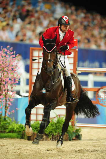 HKSJ-8-21-08-1229-EricLamaze-Hickstead-CAN-DeRosaPhoto