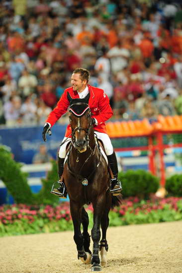 HKSJ-8-21-08-1445-EricLamaze-Hickstead-CAN-DeRosaPhoto