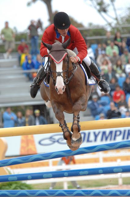 435-HunterJumperNews-ToddMinikus-Pavarotti-PanAmRio-7-25-07-DeRosaPhoto_001.jpg