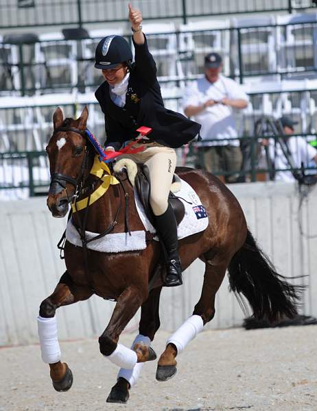 Rolex-4-26-09-1100-HeadleyBritannia-LucindaFredericks-AUS-DDeRosaPhoto.jpg