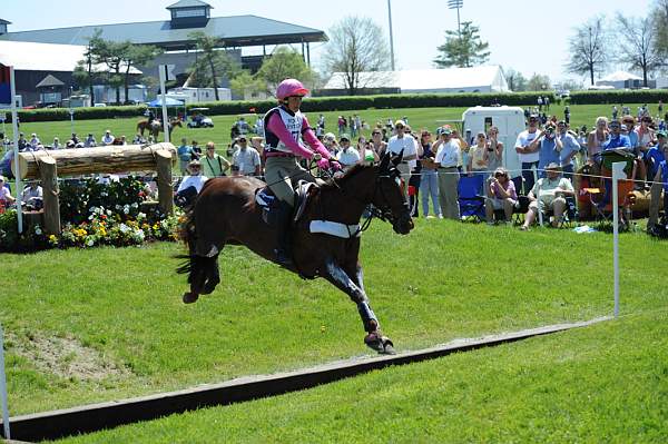 Rolex-4-26-09-1211-HeadleyBritannia-LucindaFredericks-AUS-DeRosaPhoto