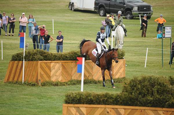 Rolex-4-24-10-XCntry-2454-CoolMountain-WilliamFox-Pitt-GBR-DDeRosaPhoto.jpg