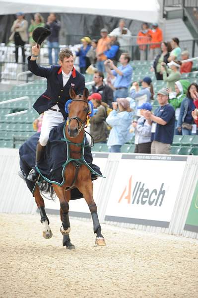 Rolex-4-25-10-3702-Awards-WilliamFoxPitt-CoolMountain-DDeRosaPhoto.jpg