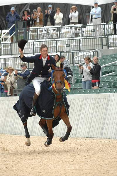 Rolex-4-25-10-3735-Awards-WilliamFoxPitt-CoolMountain-DDeRosaPhoto.jpg