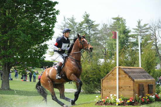 Rolex-4-28-12-XC-8007-WilliamFox-Pitt-ParklaneHawk-GBR-DDeRosaPhoto