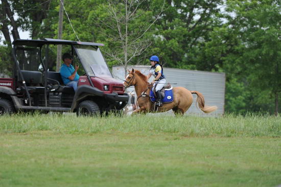 So8ths-5-5-12-XCDay-3746-SarahZimmer-MardiGras-DDeRosaPhoto