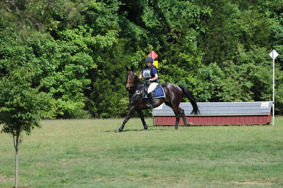 So8ths-5-5-12-XCDay-2209-LindsayStaianoWilliams-TriumphII-DDeRosaPhoto