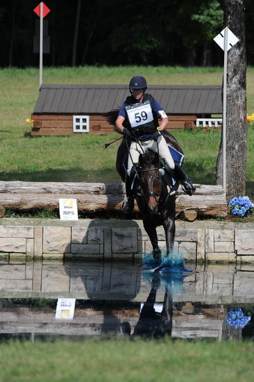 So8ths-5-5-12-XCDay-2225-LindsayStaianoWilliams-TriumphII-DDeRosaPhoto