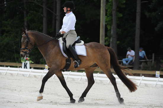 So8ths-5-4-12-Dressage-1239-DanaNorquist-FoothillsWaterman-DDeRosaPhoto