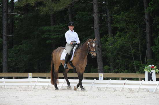 So8ths-5-4-12-Dressage-1241-DanaNorquist-FoothillsWaterman-DDeRosaPhoto