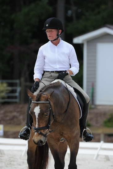 So8ths-5-4-12-Dressage-1257-DanaNorquist-FoothillsWaterman-DDeRosaPhoto