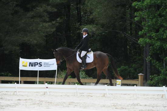 So8ths-5-4-12-Dressage-1282-SydneyParks-RunninAMuck-DDeRosaPhoto