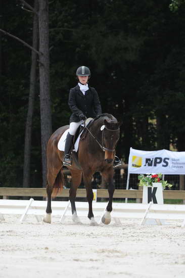 So8ths-5-4-12-Dressage-1301-SydneyParks-RunninAMuck-DDeRosaPhoto