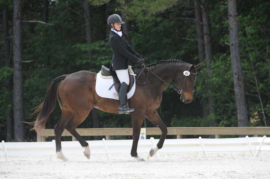 So8ths-5-4-12-Dressage-1310-SydneyParks-RunninAMuck-DDeRosaPhoto